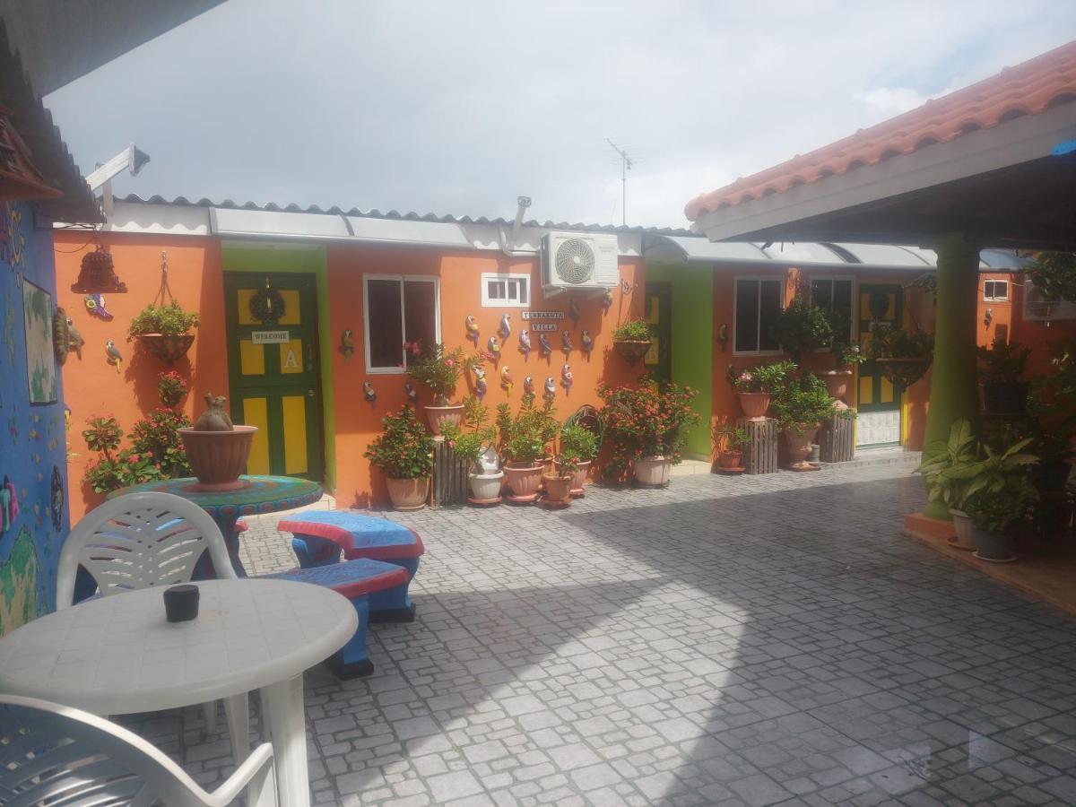Terrakota Apartments Willemstad Extérieur photo